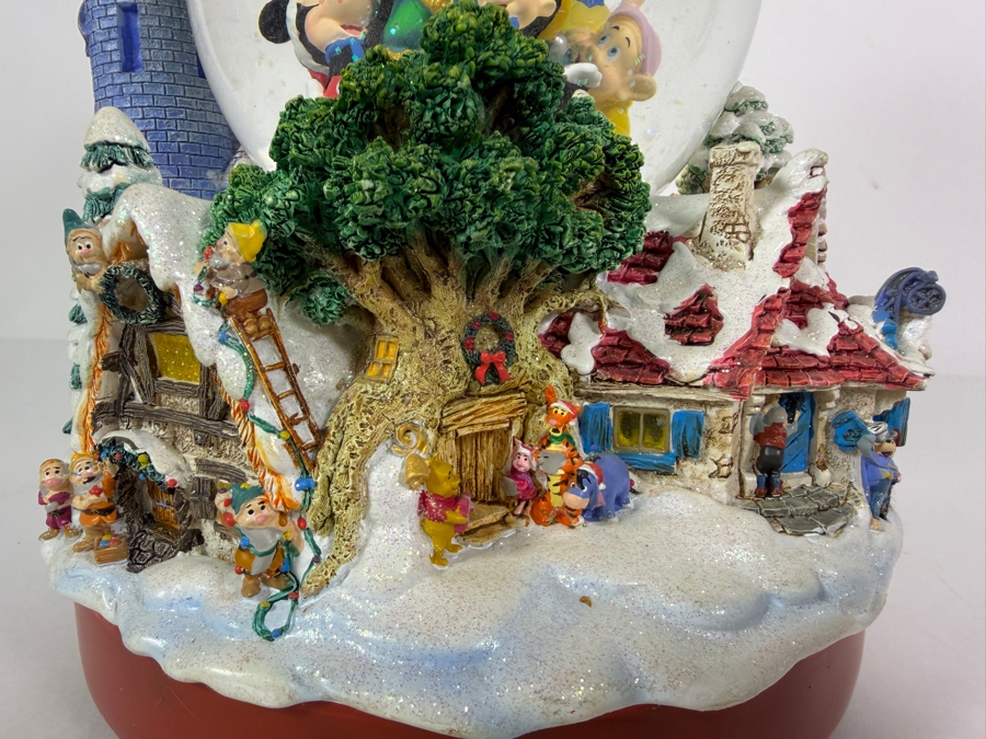 Vintage Large Disney Store Exclusive Mickey And Friends Christmas Village Double Bubble Musical Snow Globe 11'H [Photo 3]