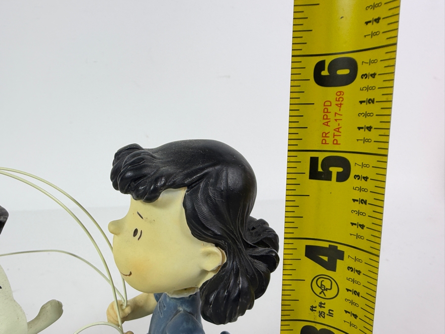 Vintage 2011 Peanuts Gallery Hallmark Peanuts Skip To The Good Times Snoopy Figurine 5'H [Photo 4]