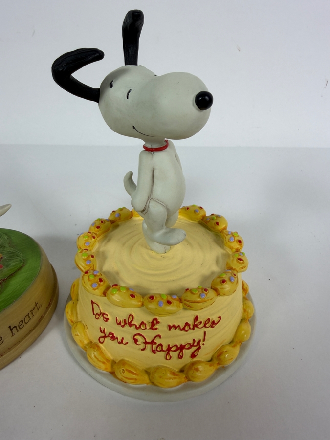 Vintage 2011 Hallmark Peanuts Gallery Snoopy Happiness Is A Hug From The Heart And Birthday Cake Figurine Lot Of Two 5'H [Photo 4]