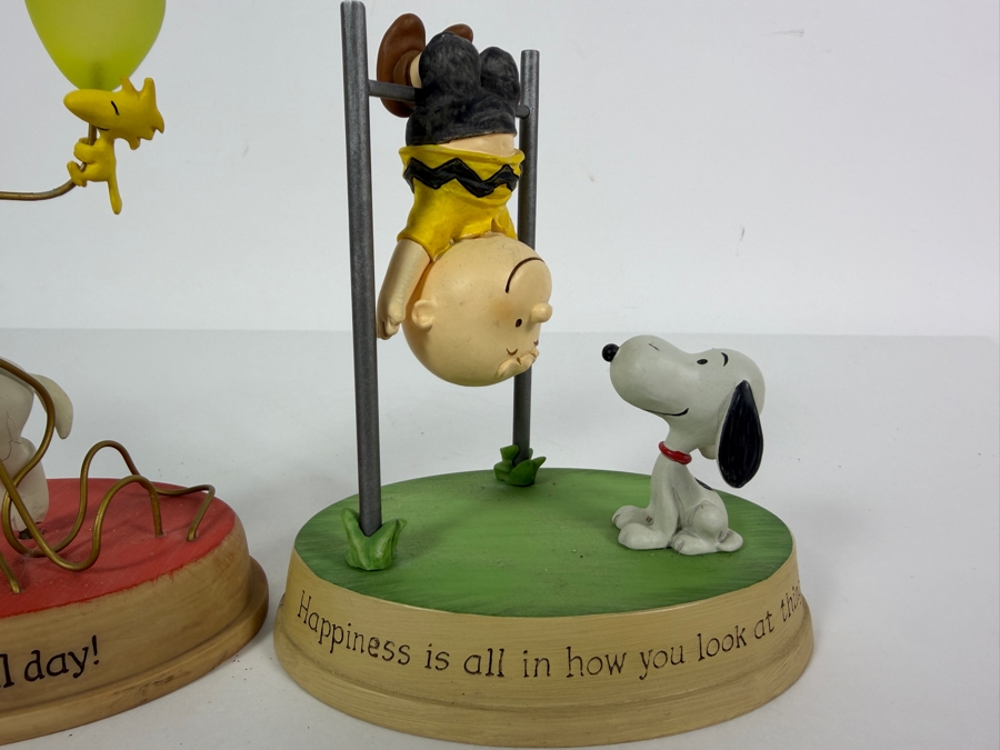 2010 Hallmark Peanuts Gallery 'What a Wonderful Day!' Figurine and 2013 Hallmark Peanuts Figurine 'Happiness is All in How You Look at Things' 6H [Photo 4]