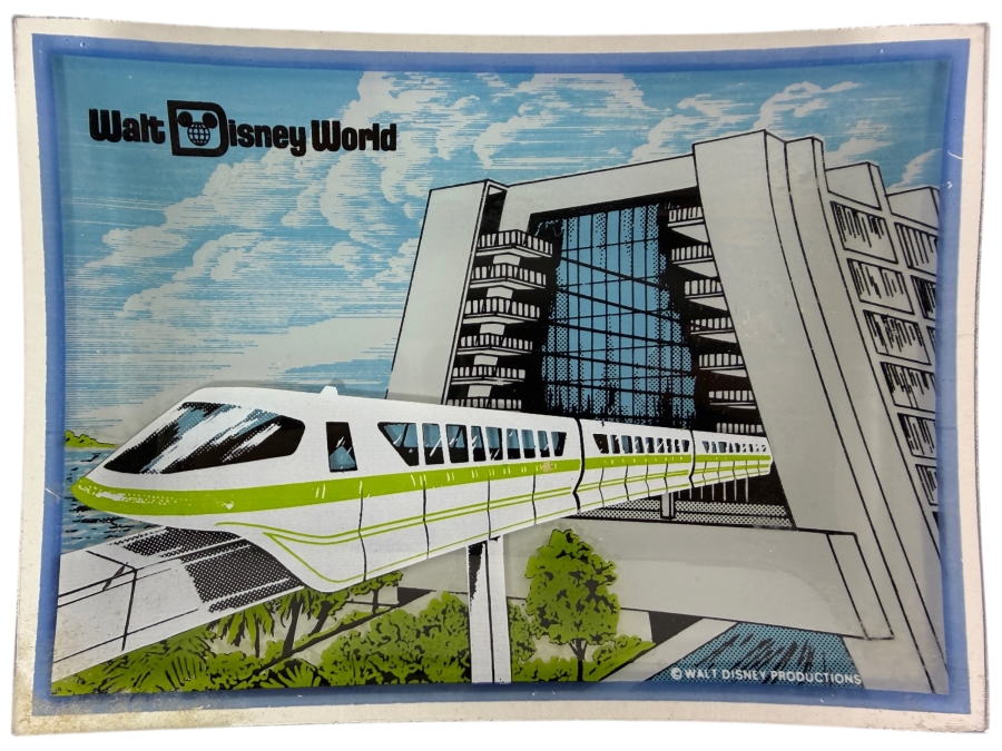Vintage 1970s Walt Disney World Green Monorail Souvenir Glass Tray 7 X 5