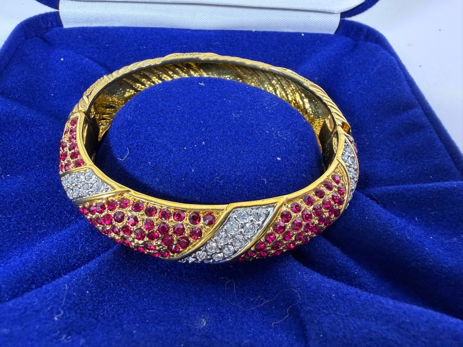 The Danbury Mint Jacqueline Kennedy Swarovski Crystal Bangle by Camrose & Kross [Photo 4]