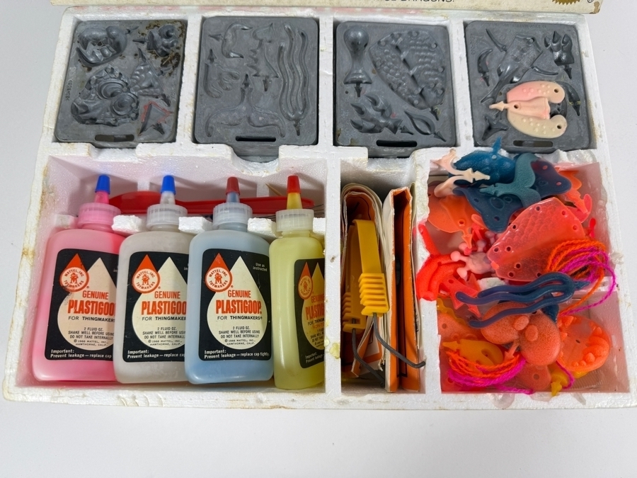 Vintage 1967 Mattel Thingmaker Mini Dragons Maker-Pak (Heating Unit Not Included) - Note Bottom Of Styrofoam Disintegrated - See Photos [Photo 2]