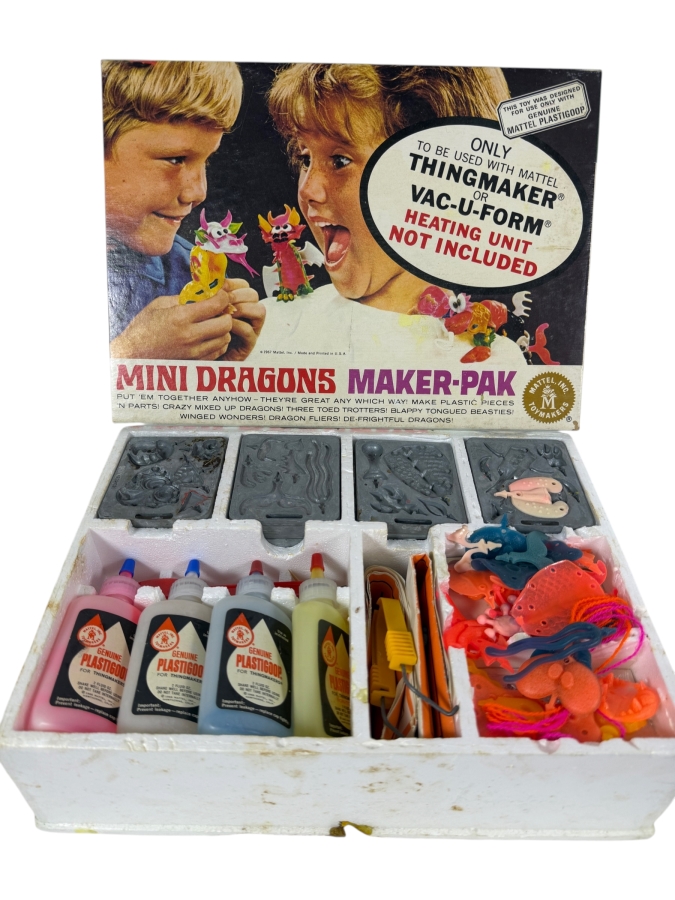 Vintage 1967 Mattel Thingmaker Mini Dragons Maker-Pak (Heating Unit Not Included) - Note Bottom Of Styrofoam Disintegrated - See Photos