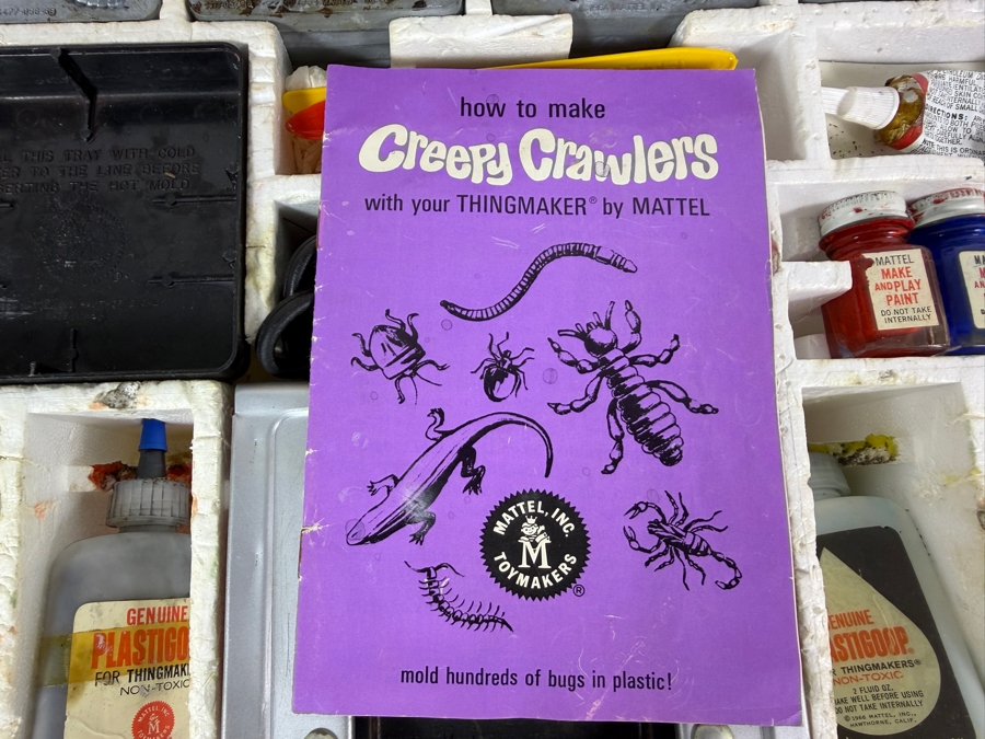 Vintage 1964 Mattel Thingmaker Toy Featuring Creepy Crawlers - Bottom Of Styrofoam Packaging Has Some Damage [Photo 10]