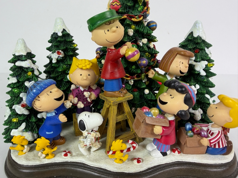 Danbury Mint Peanuts Christmas Tree Sculpture Titled 'Christmas Time Is Here!' with Original Box 9.5W X 7.5H [Photo 2]