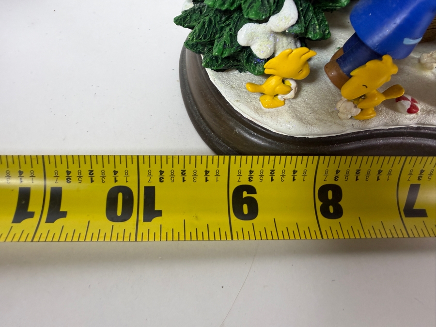 Danbury Mint Peanuts Christmas Tree Sculpture Titled 'Christmas Time Is Here!' with Original Box 9.5W X 7.5H [Photo 6]