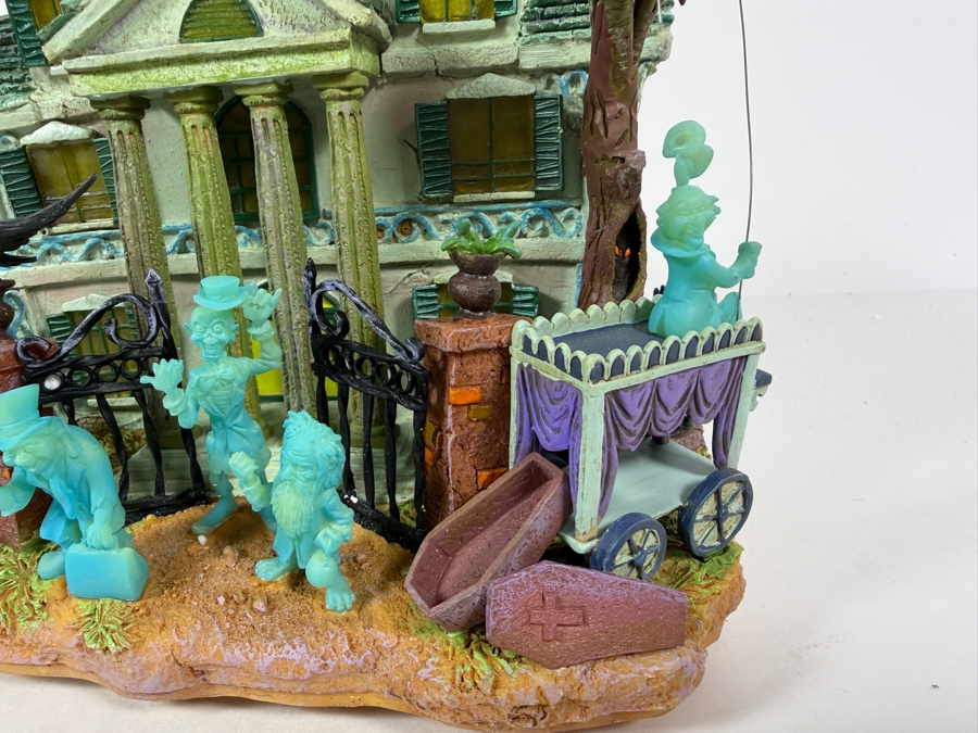 Vintage 2002 Disney Store Exclusive The Haunted Mansion Light-Up Fiber Optic Resin House Miniature 9'W X 7'D X8.5'H [Photo 5]