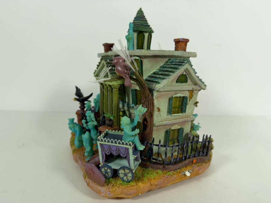 Vintage 2002 Disney Store Exclusive The Haunted Mansion Light-Up Fiber Optic Resin House Miniature 9'W X 7'D X8.5'H [Photo 6]