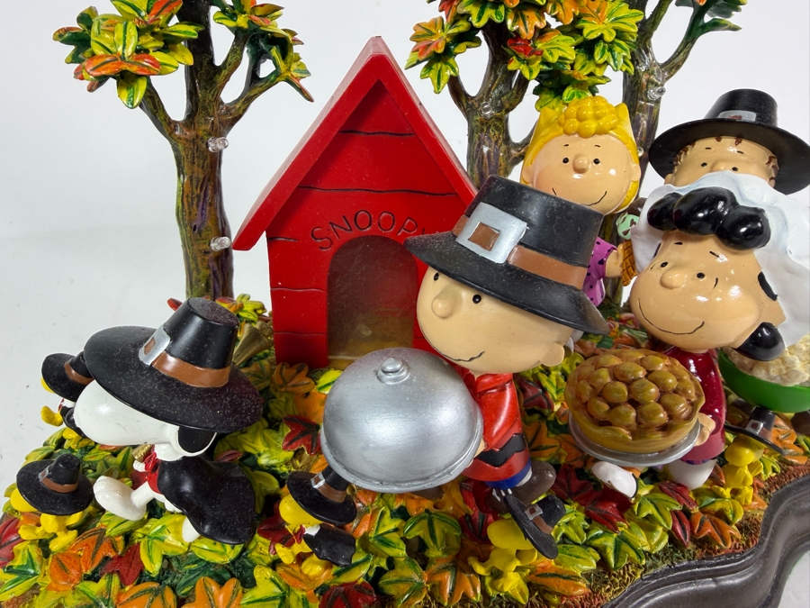 Vintage Peanuts A Time To Give Thanks Thanksgiving Lighted Sculpture By Danbury Mint 10'W X 5'D X7'H [Photo 3]