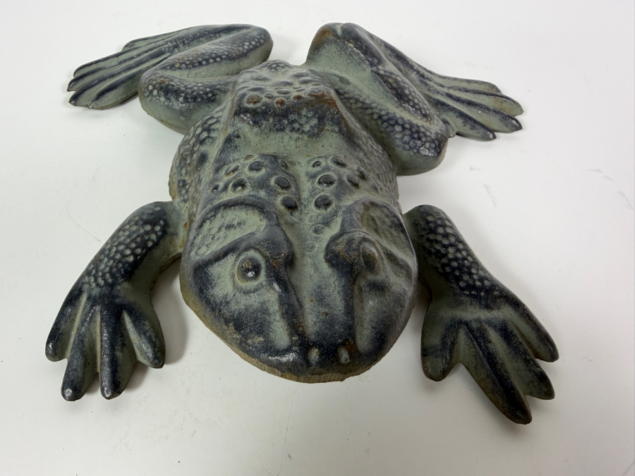 Vintage Cast-iron Frog Doorstop by Virginia Metalcrafters 18-21 8'L [Photo 4]