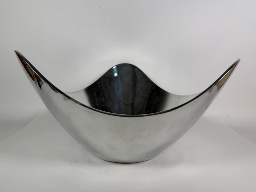 Large Nambe Tri-Corner Centerpiece 2019 Designed by Alvaro Uribe MT1352 17'W X 9'H [Photo 3]