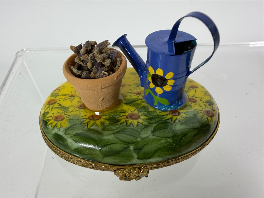  Hand-painted French Limoges Porcelain Trinket Box 2.5'W [Photo 2]