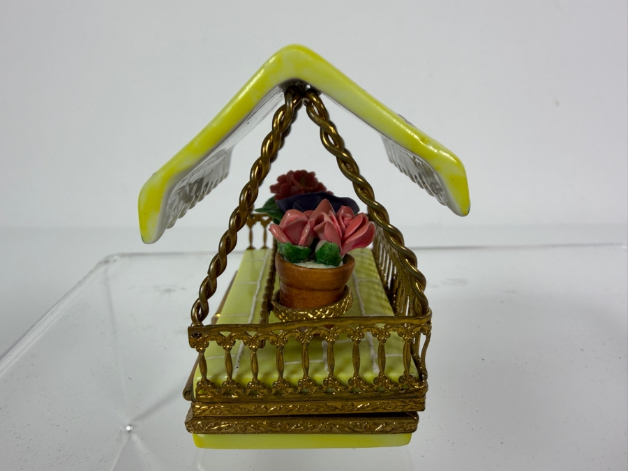  Hand-painted French Limoges Porcelain Trinket Box 2 3/8'W [Photo 2]