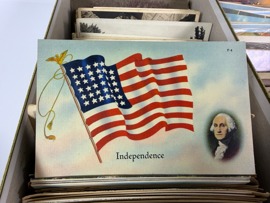 Large Lot Of Vintage And Antique Souvenir Postcards - See Photos for Small Sampling [Photo 6]