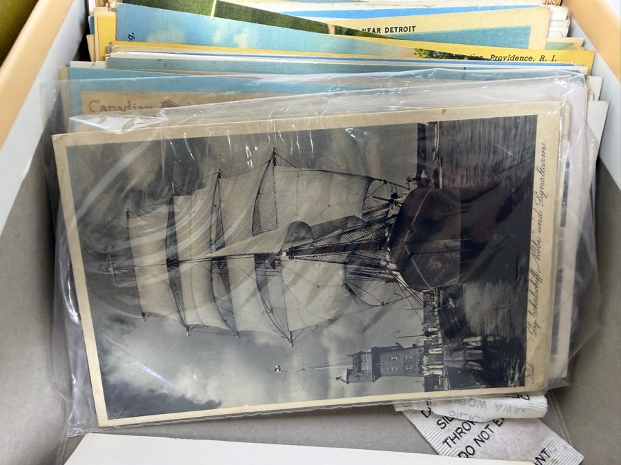 Large Lot Of Vintage And Antique Souvenir Postcards - See Photos for Small Sampling [Photo 10]