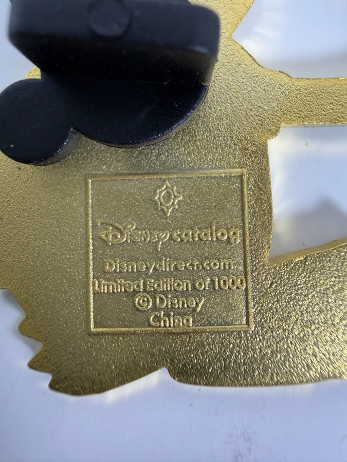 Limited Edition of 1000 Disney Catalog Kermit the Frog Trading Pin [Photo 3]