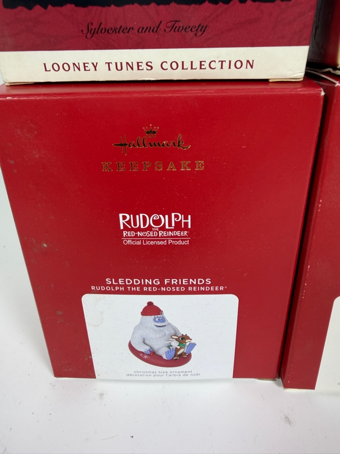 Just Added - Hallmark Keepsake Christmas Ornament Lot Of 4 1993 Looney Tunes Sylvester Tweety 2002 Pooh Piglets First Ride 2021 Rudolph Sledding Friends 2021 Muppets Kermits Holiday Hug New In Box [Photo 5]