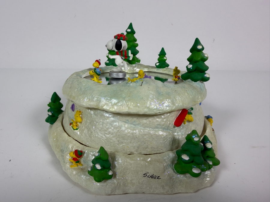 Just Added - 2002 Hallmark Peanuts Gallery Its Nice On The Ice Animated Musical Figurine Snoopy Woodstock Magnetic Moving Skating Mirror Pond Snow Scene Charles Schulz Numbered Edition [Photo 2]