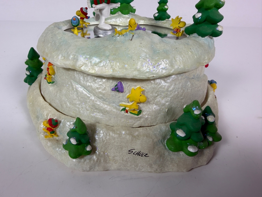 Just Added - 2002 Hallmark Peanuts Gallery Its Nice On The Ice Animated Musical Figurine Snoopy Woodstock Magnetic Moving Skating Mirror Pond Snow Scene Charles Schulz Numbered Edition [Photo 5]