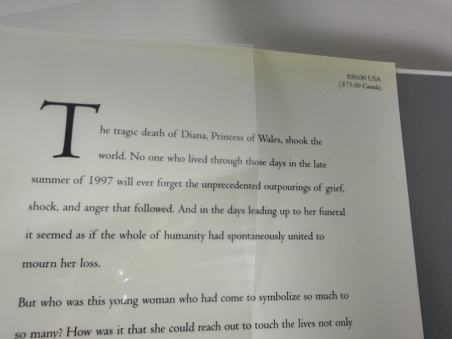 Just Added - Diana The Portrait By Rosalind Coward Hardcover Large Coffee Table Book 2004 Princess Of Wales Biography Royal Family History Foreword By Nelson Mandela  [Photo 2]
