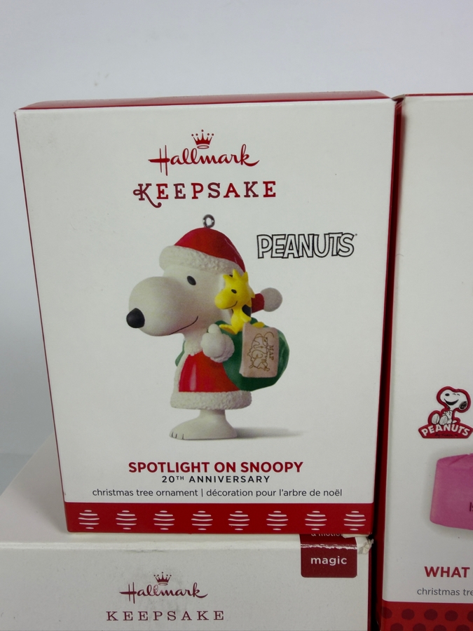 Just Added - New Hallmark Keepsake Peanuts Christmas Ornament Lot Of 4 2017 Decked Out Doghouse Magic Sound 2017 Spotlight On Snoopy 20th Anniversary Porcelain 2007 Linus What Christmas Is All About 2018 Snoopy Skates [Photo 4]