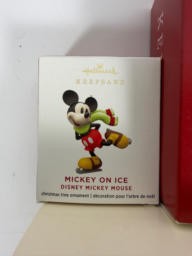 Just Added - New Hallmark Keepsake Disney Christmas Ornament Big Lot Of 9, Mickey Minnie, Princess Tower, Cinderella, King Mickey, Kingdom Hearts, Dashing Through The Mall, Hide N Peek, Pluto, Magic New In Box [Photo 11]