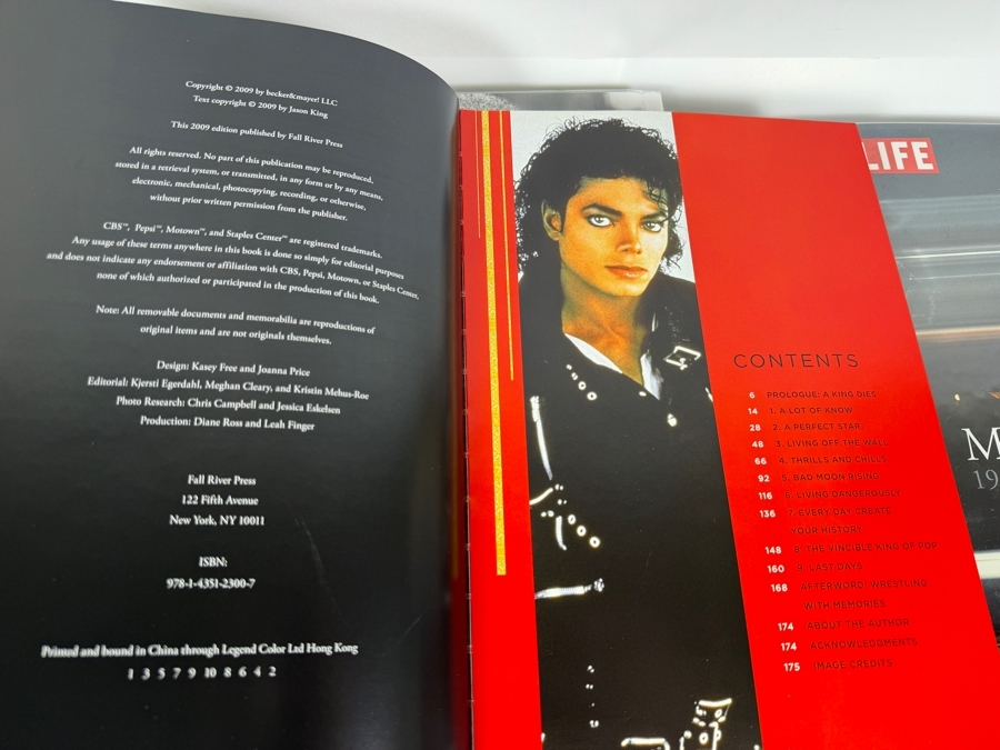 Just Added - Michael Jackson La Toya Jackson Book Lot Of 4, Michael Jackson A Life In Pictures, Life Magazine Michael 1958-2009, Michael Jackson Treasures Memorabilia Photos, Starting Over Biography Hardcover [Photo 12]