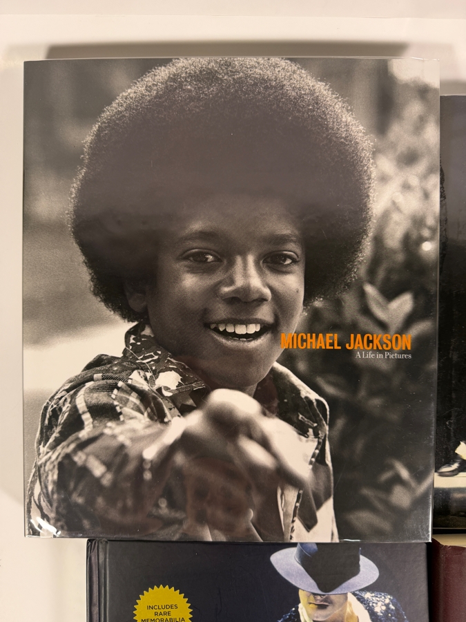 Just Added - Michael Jackson La Toya Jackson Book Lot Of 4, Michael Jackson A Life In Pictures, Life Magazine Michael 1958-2009, Michael Jackson Treasures Memorabilia Photos, Starting Over Biography Hardcover [Photo 2]