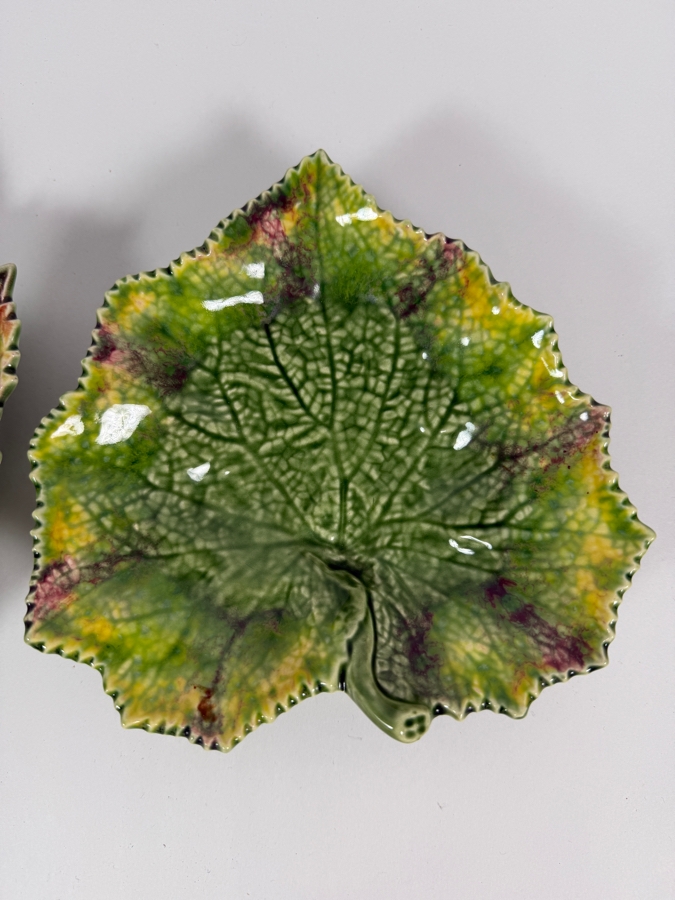 Just Added - Vintage Bordallo Pinheiro Portugal Autumn Harvest Grape Leaf Platter Serving Dish 2 Piece Set, Green Textured Majolica Variegated Pink Yellow Edge Earthenware Pottery 9'W and 7.5'W [Photo 3]