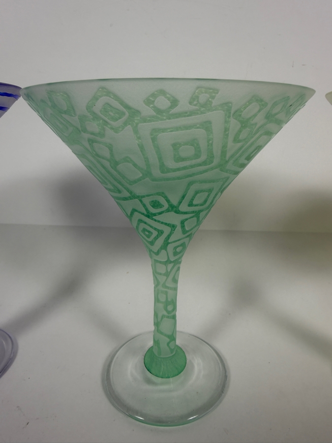 Just Added - Studio Artist Signed Handblown Frosted Glass Martini Cocktail Glasses Set Of 4, Blue Stripe, Green Geometric Diamond, Yellow Polka Dot, Abstract Circles Stemware Barware [Photo 4]