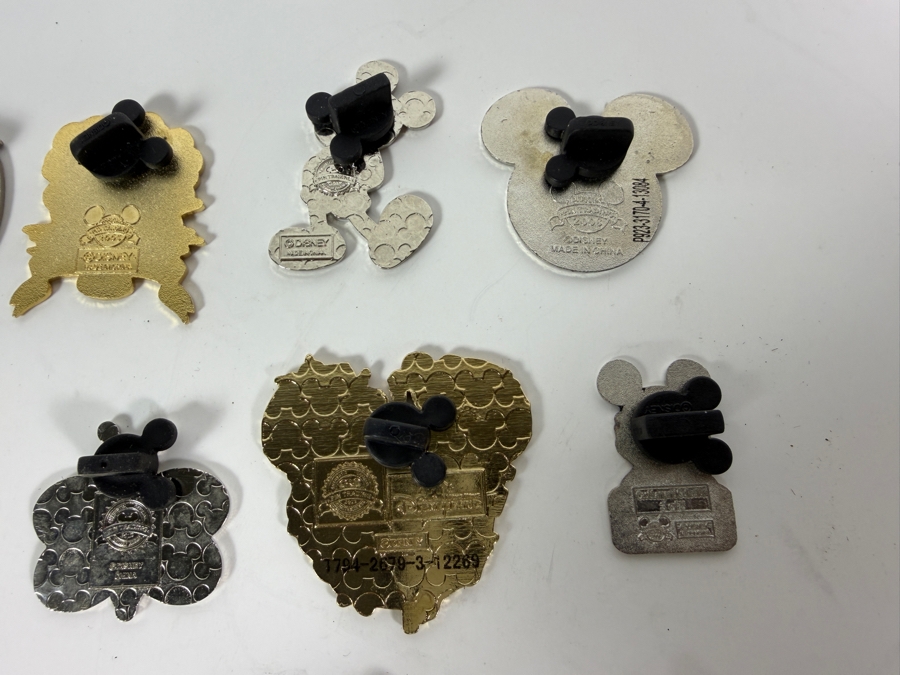 (12) Vintage Disney Trading Pins [Photo 12]