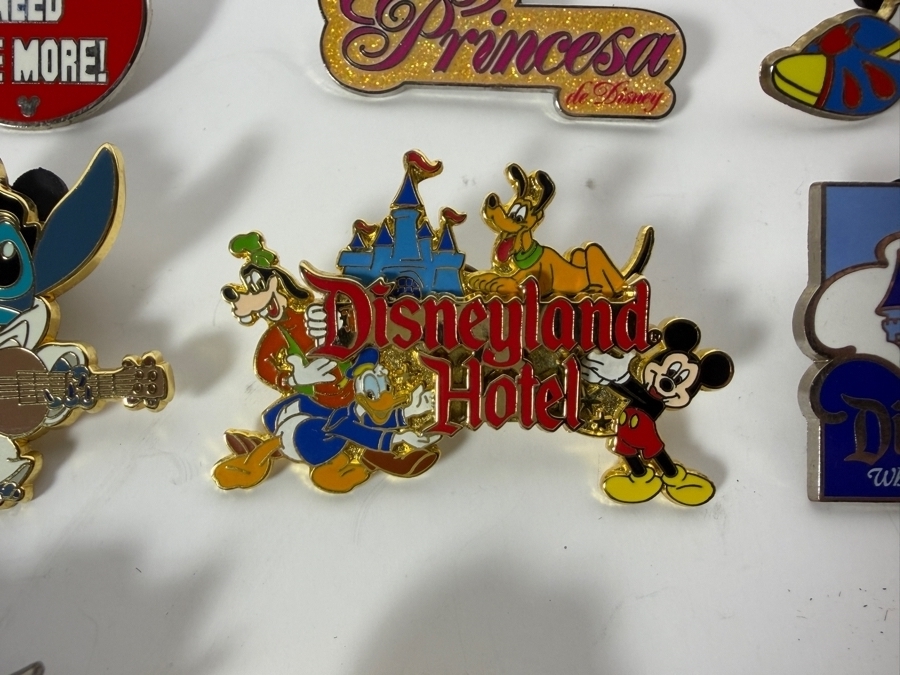 (12) Vintage Disney Trading Pins [Photo 2]