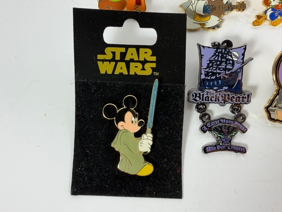 (12) Vintage Disney Trading Pins [Photo 7]