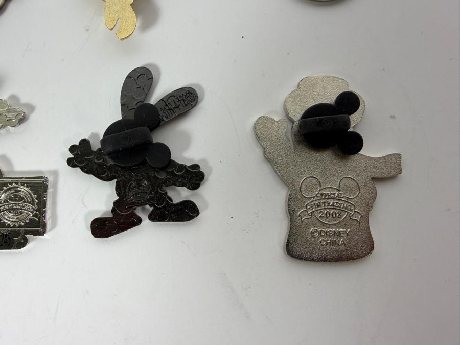 (12) Vintage Disney Trading Pins [Photo 13]