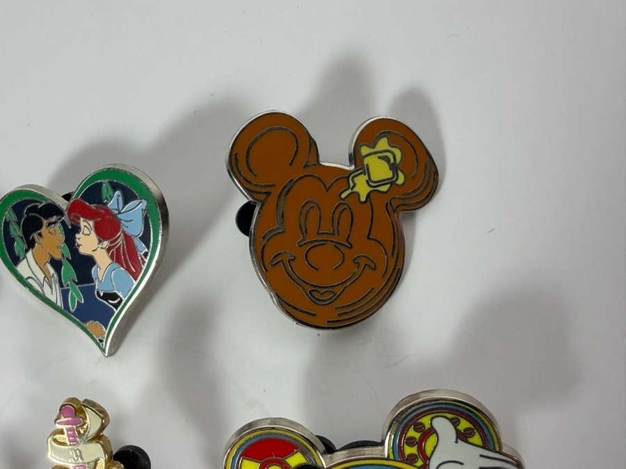 (12) Vintage Disney Trading Pins [Photo 6]