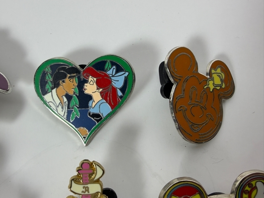 (12) Vintage Disney Trading Pins [Photo 5]
