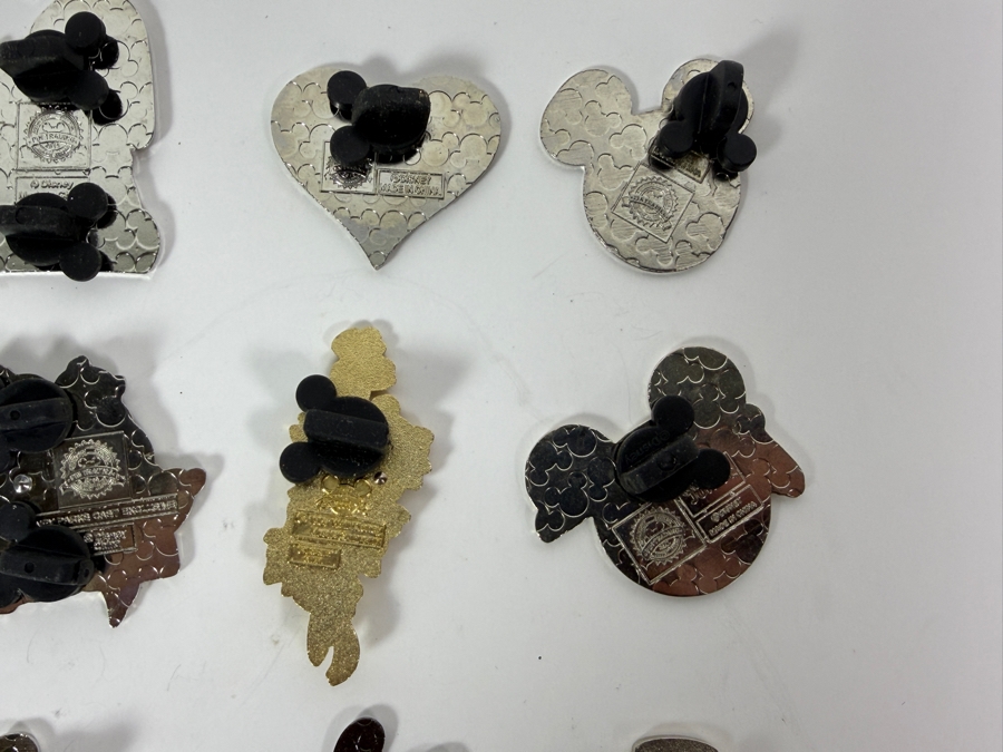 (12) Vintage Disney Trading Pins [Photo 12]