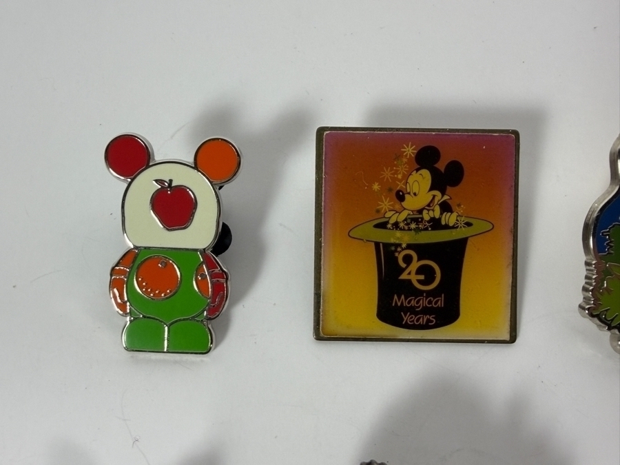 (12) Vintage Disney Trading Pins [Photo 3]