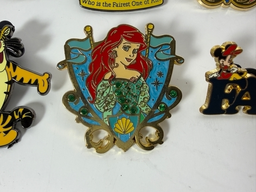 (12) Vintage Disney Trading Pins [Photo 9]