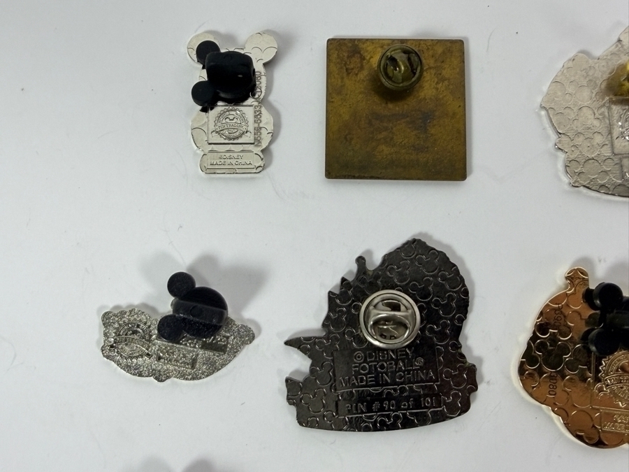 (12) Vintage Disney Trading Pins [Photo 12]