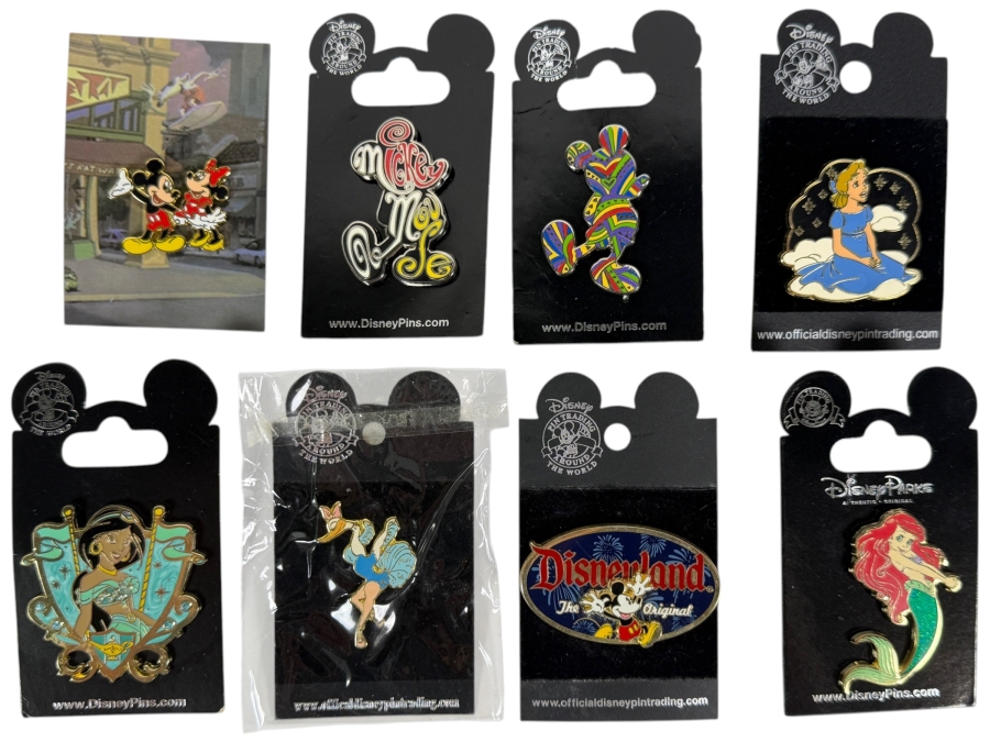 (8) Vintage Disney Trading Pins