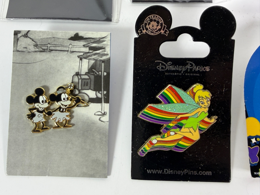 (8) Vintage Disney Trading Pins [Photo 6]
