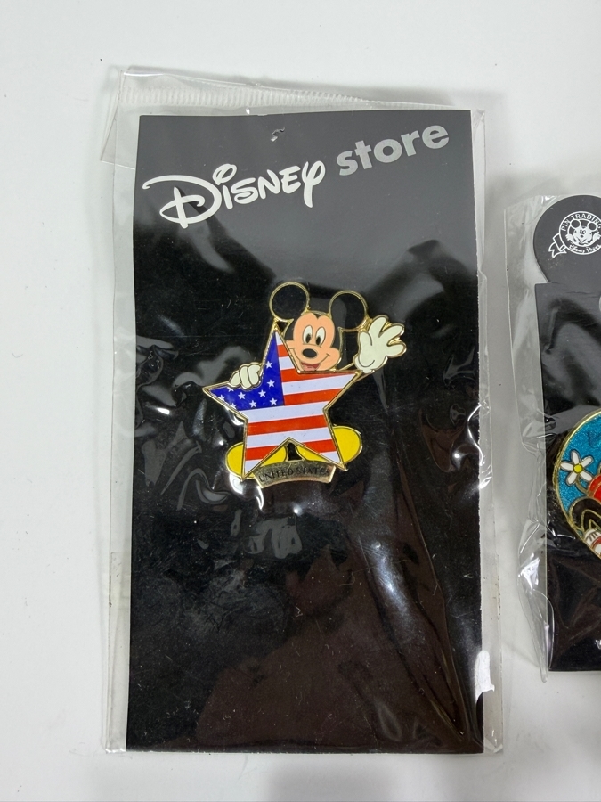 (8) Vintage Disney Trading Pins [Photo 2]