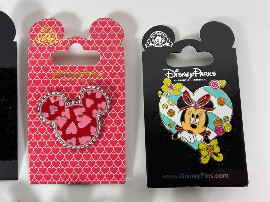 (8) Vintage Disney Trading Pins [Photo 4]
