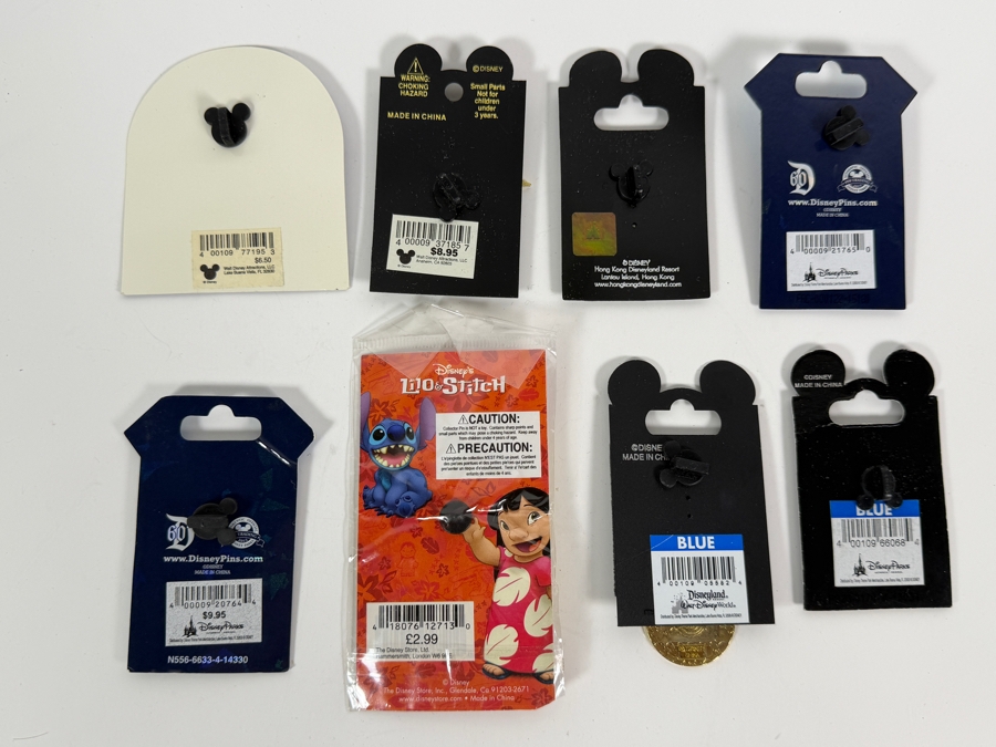 (8) Vintage Disney Trading Pins [Photo 6]