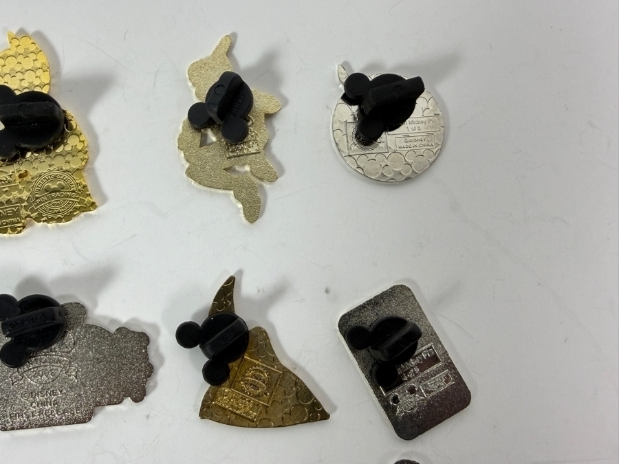 (12) Vintage Disney Trading Pins [Photo 12]