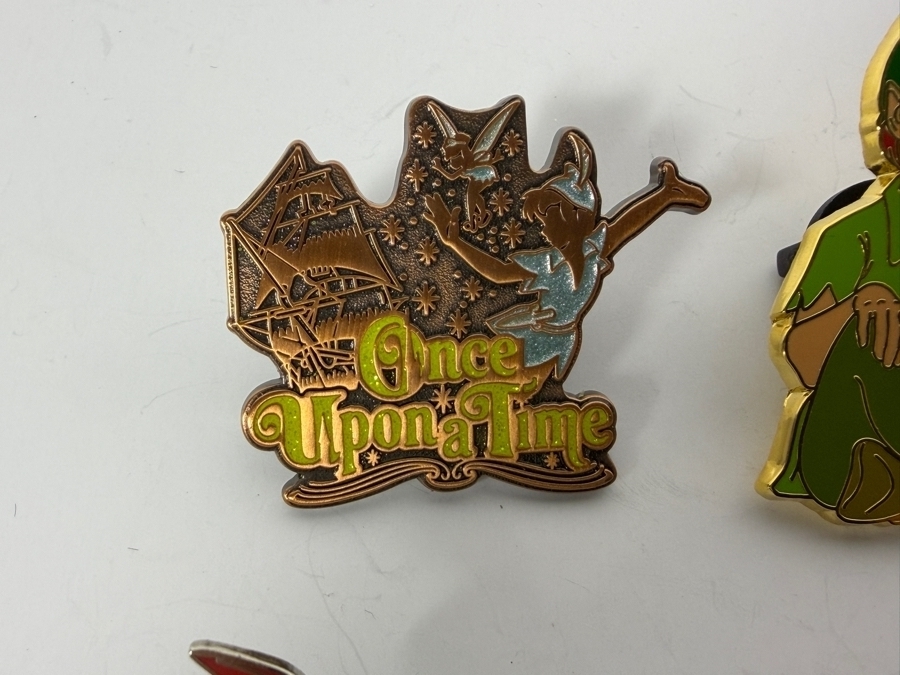 (12) Vintage Disney Trading Pins [Photo 2]