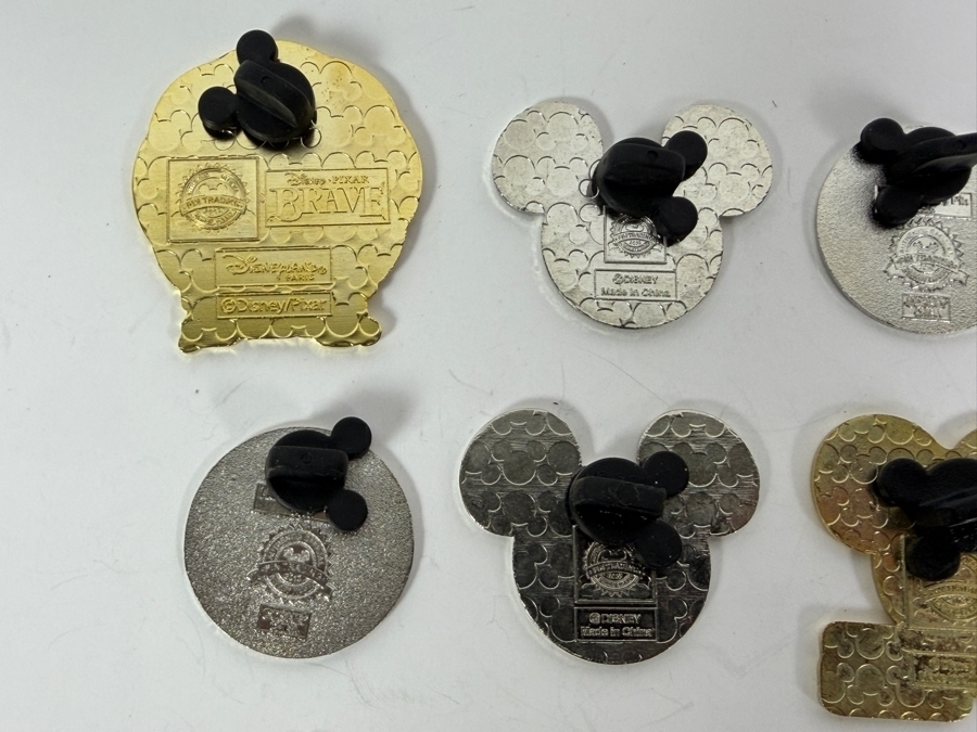 (12) Vintage Disney Trading Pins [Photo 9]