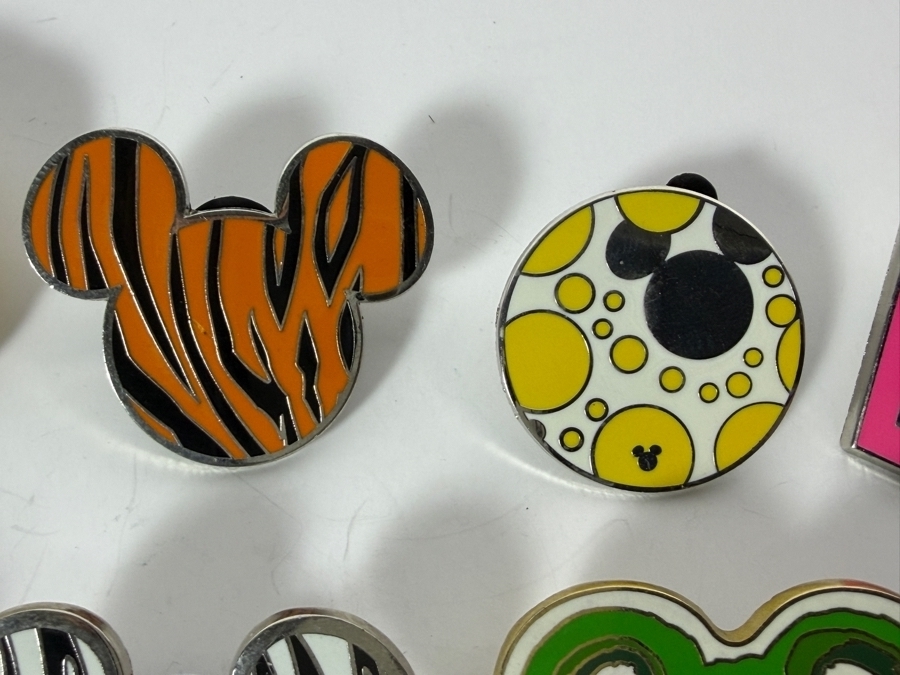 (12) Vintage Disney Trading Pins [Photo 3]